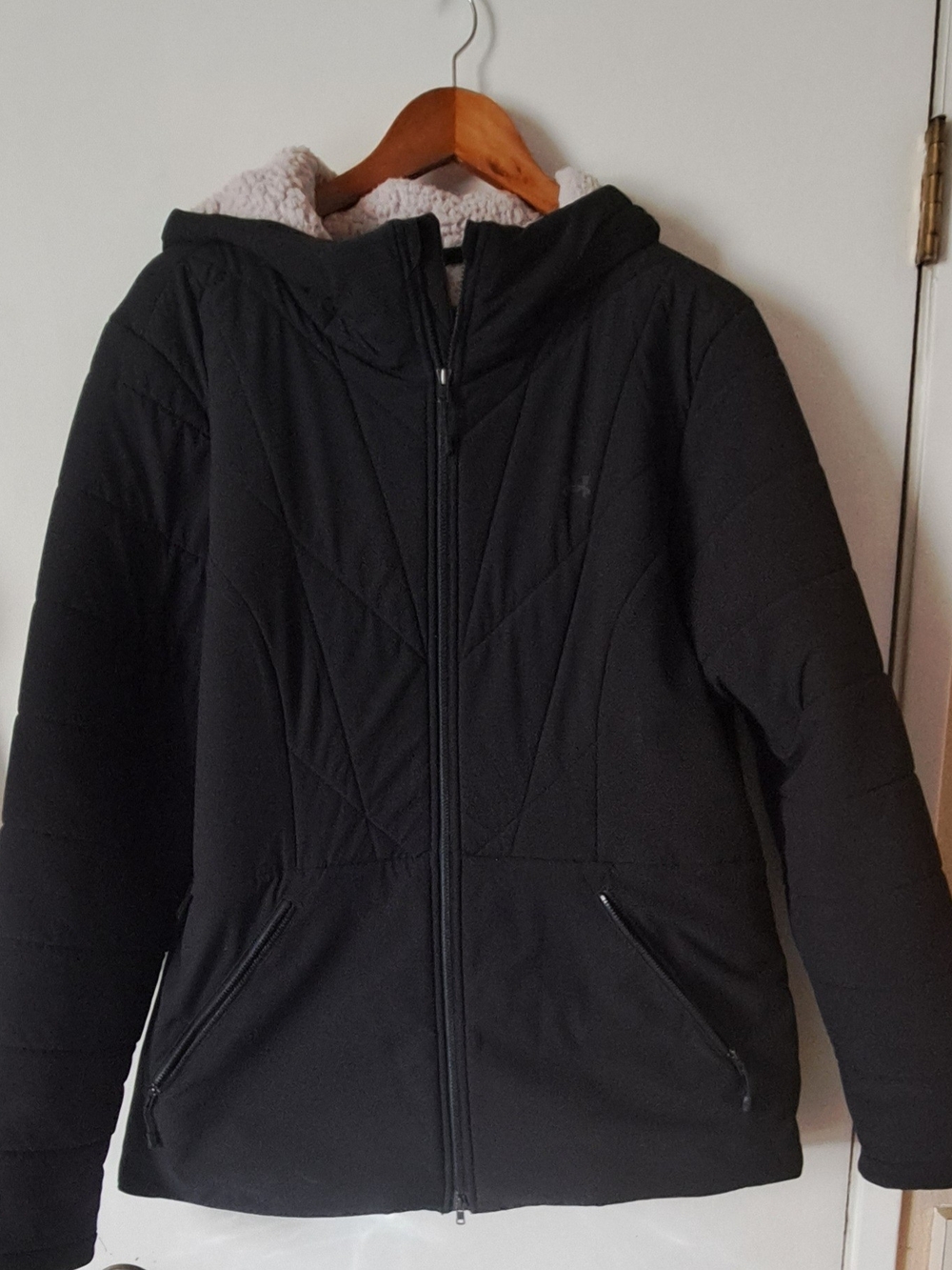 Women’s Black Insulated Hooded Jacket